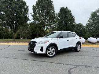 Used 2023 Nissan Kicks S image 1