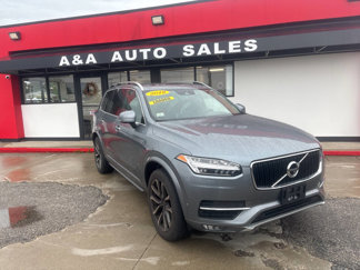 Used 2018 Volvo XC90 T5 Momentum w/ Convenience Package image 1