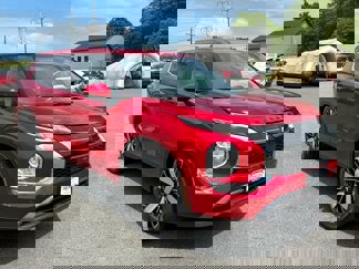 New 2025 Mitsubishi Outlander AWD image 1