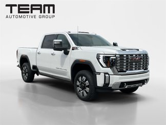 Used 2025 GMC Sierra 3500 Denali w/ Technology Package image 1