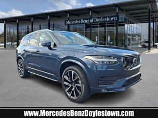 Used 2021 Volvo XC90 T6 Momentum w/ Advanced Package image 1