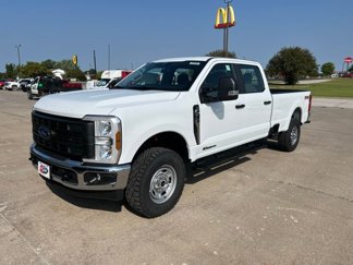 New 2026 Ford F350 4x4 Crew Cab Super Duty image 1