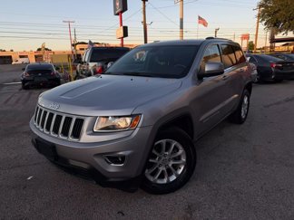 Used 2014 Jeep Grand Cherokee Laredo w/ 18" Wheel & 8.4" Radio Group image 1