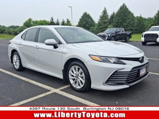 Used 2024 Toyota Camry LE image 1