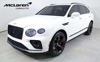 Used 2021 Bentley Bentayga image 1