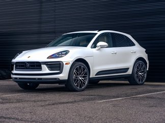 Certified 2025 Porsche Macan image 1