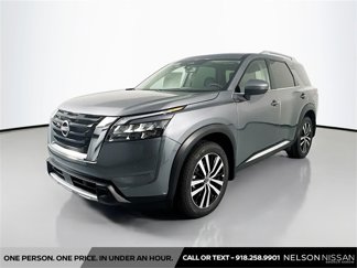 New 2025 Nissan Pathfinder Platinum image 1