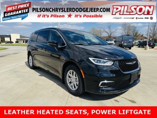 New 2025 Chrysler Pacifica Select image 1