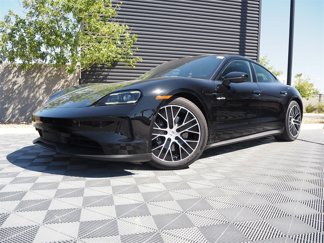 Used 2025 Porsche Taycan image 1