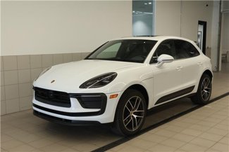 Certified 2024 Porsche Macan image 1