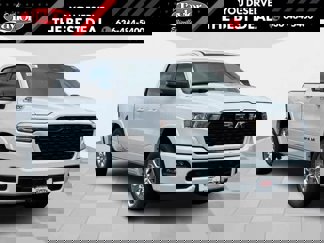 New 2025 RAM 1500 4x4 Crew Cab image 1