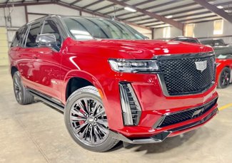 Used 2024 Cadillac Escalade V w/ LPO, ONYX Package image 1