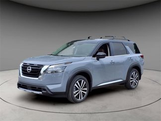 New 2025 Nissan Pathfinder Platinum image 1
