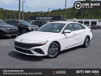 Used 2024 Hyundai Elantra SEL image 1