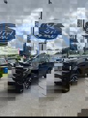 Used 2022 GMC Sierra 1500 AT4 w/ AT4 Preferred Package image 1