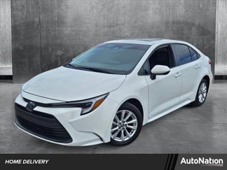 Used 2024 Toyota Corolla LE image 1
