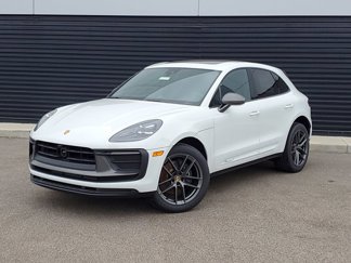 Used 2025 Porsche Macan Turbo image 1