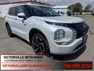 New 2025 Mitsubishi Outlander SEL image 1
