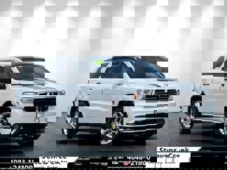 Used 2019 Dodge Durango SXT w/ 3rd Row Seating Group image 1