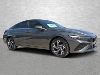 New 2025 Hyundai Elantra SEL image 1