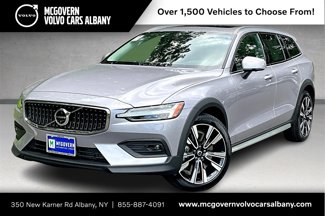 New 2026 Volvo V60 B5 Cross Country Ultra w/ Climate Package image 1
