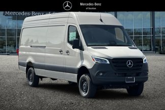 New 2025 Mercedes-Benz Sprinter 2500 image 1