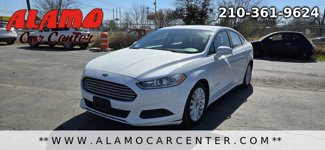 Used 2015 Ford Fusion SE image 1