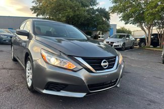 Used 2017 Nissan Altima 2.5 S w/ Power Driver Seat Package image 1