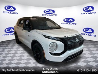 New 2025 Mitsubishi Outlander 4WD Plug-In Hybrid image 1