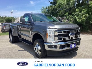 New 2025 Ford F350 XLT image 1