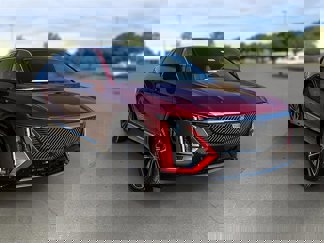 New 2025 Cadillac Lyriq Luxury image 1
