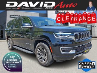 Used 2024 Jeep Wagoneer L Series II w/ Flexible Seating Group image 1