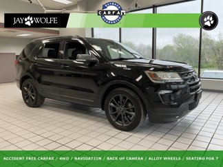Used 2018 Ford Explorer XLT image 1