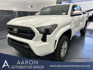 Used 2024 Toyota Tacoma SR5 image 1