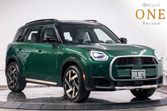 Used 2025 MINI Cooper Countryman S image 1