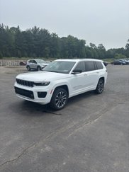 New 2025 Jeep Grand Cherokee L Overland image 1