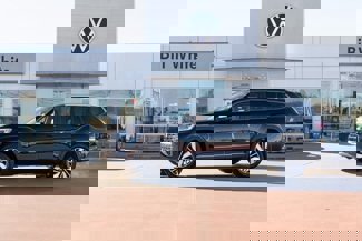 New 2025 Volkswagen Atlas SEL image 1