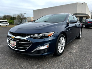 Used 2022 Chevrolet Malibu LT image 1