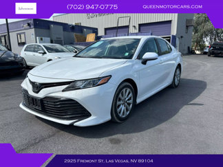 Used 2020 Toyota Camry LE image 1