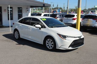 Used 2020 Toyota Corolla LE image 1