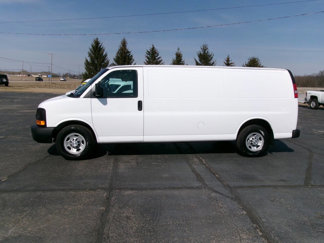 Used 2016 Chevrolet Express 3500 Extended image 1