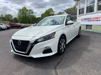 Used 2022 Nissan Altima 2.5 S image 1