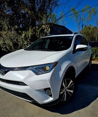 Used 2016 Toyota RAV4 XLE image 1