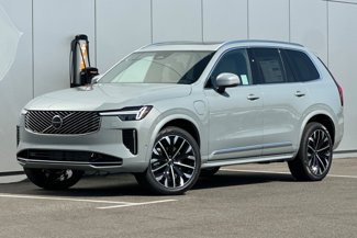 New 2026 Volvo XC90 T8 Plus image 1