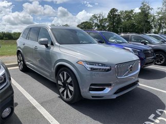 Used 2025 Volvo XC90 T8 Ultra image 1