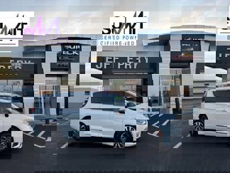 Used 2023 Chrysler Pacifica Limited image 1