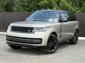 New 2025 Land Rover Range Rover SE image 1