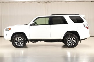 Used 2022 Toyota 4Runner TRD Off-Road image 1