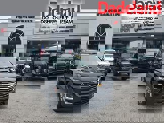 Used 2023 Chevrolet Traverse LT video 1
