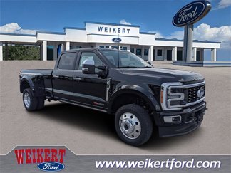 New 2025 Ford F450 Platinum w/ Platinum Plus Package image 1